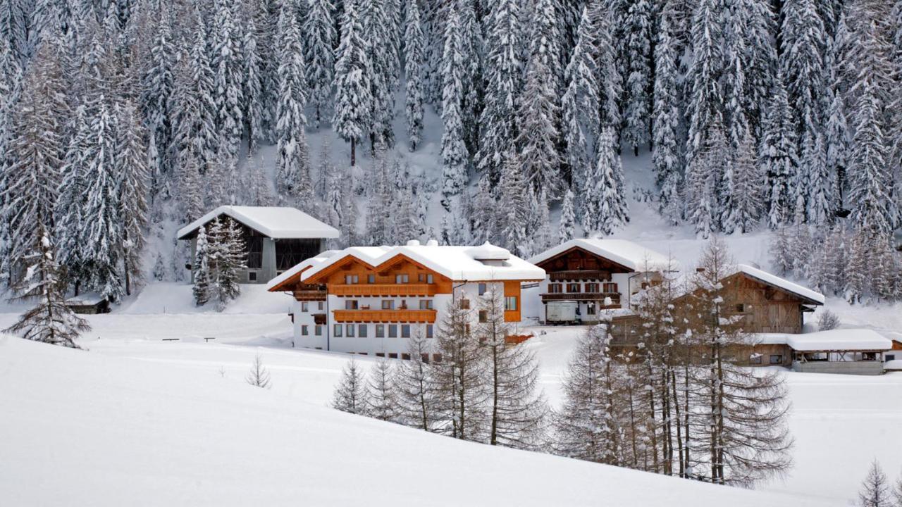 Gasthof Pension Innerhutt Pfelders Exterior photo